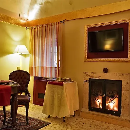 Hotel Residenze Gregoriane - Residenza D'epoca 4*