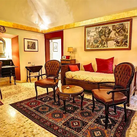 Hotel Residenze Gregoriane - Residenza D'epoca 4*